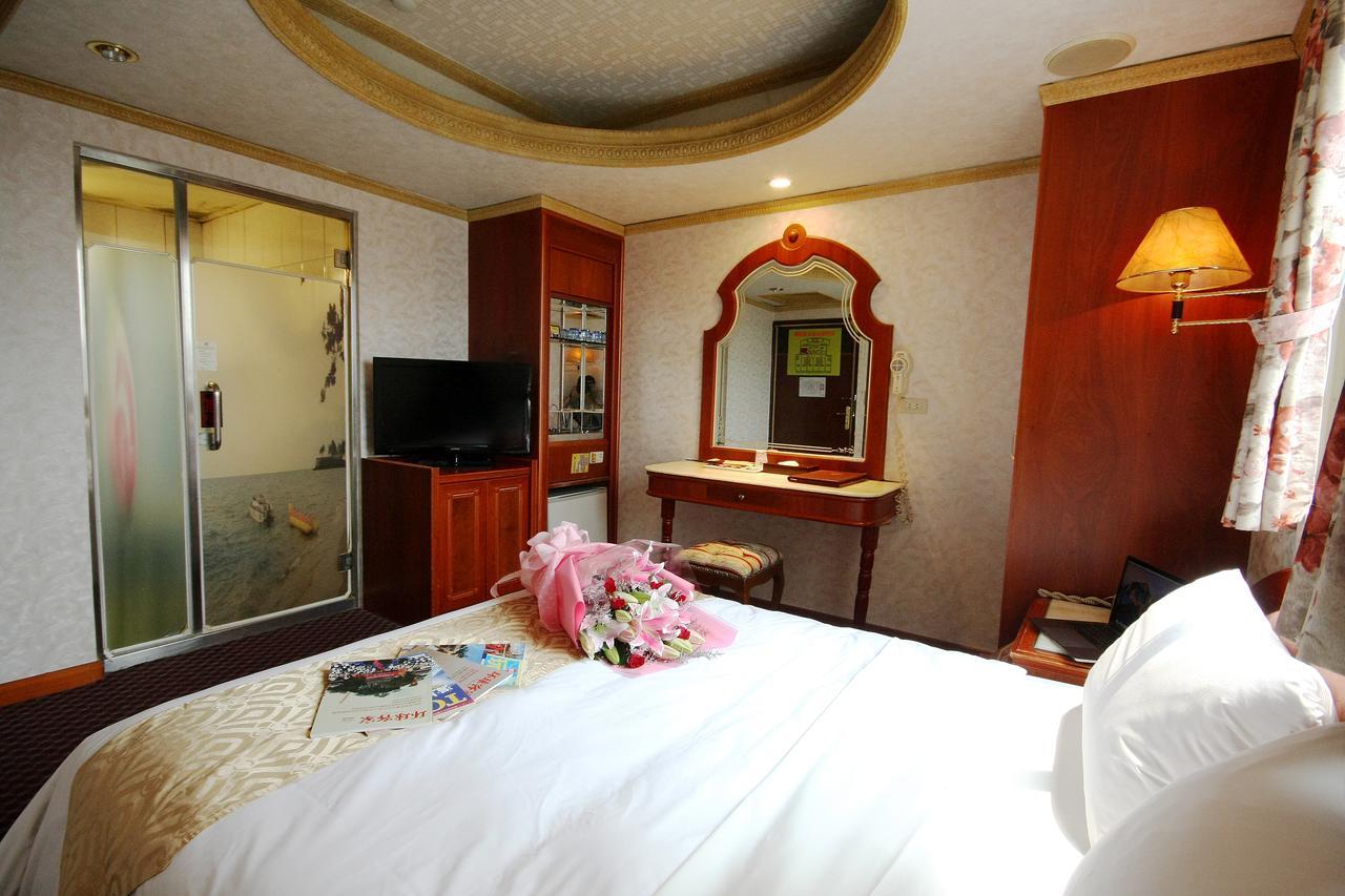 Wang Fu Hotel Мяоли Экстерьер фото