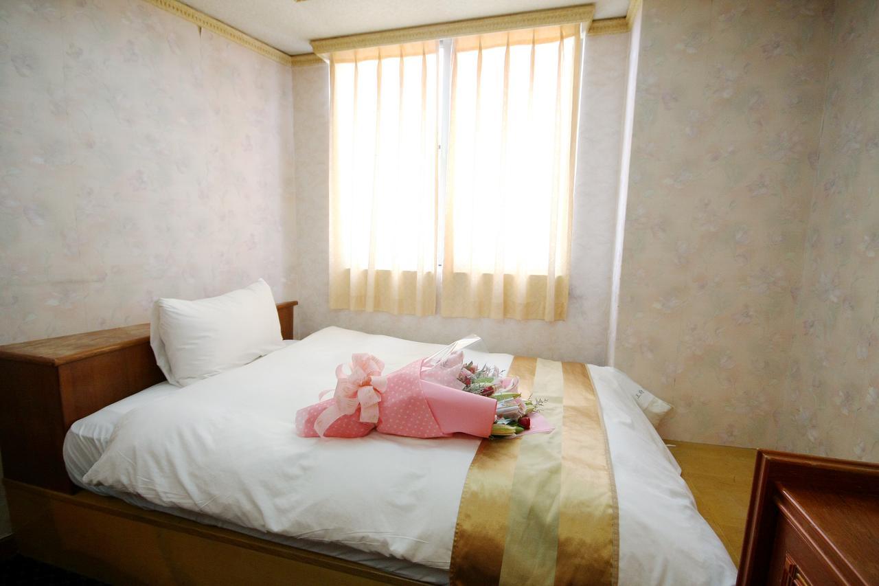 Wang Fu Hotel Мяоли Экстерьер фото